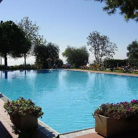 Type A Resort LAKE GARDA